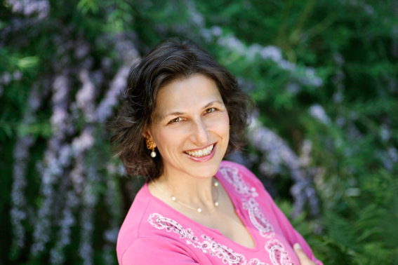 Claudia Jahn