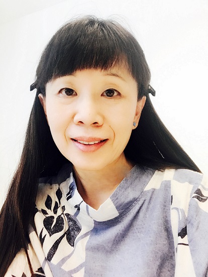 Au Yeung So Wah, Friendly